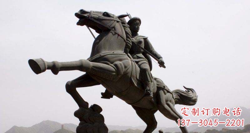 昆明西方风格骑马雕塑