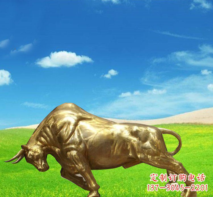 昆明公园铜雕贴金黄牛动物雕塑