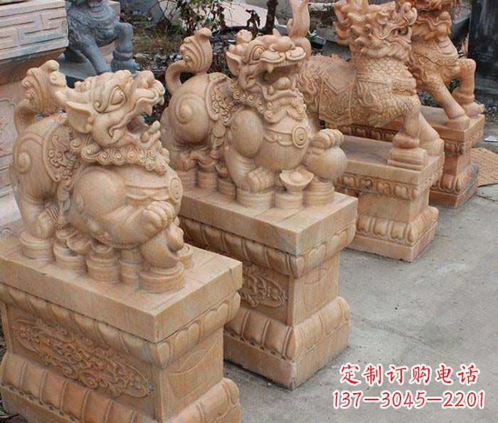 昆明中领雕塑-古代神兽晚霞红貔貅石雕