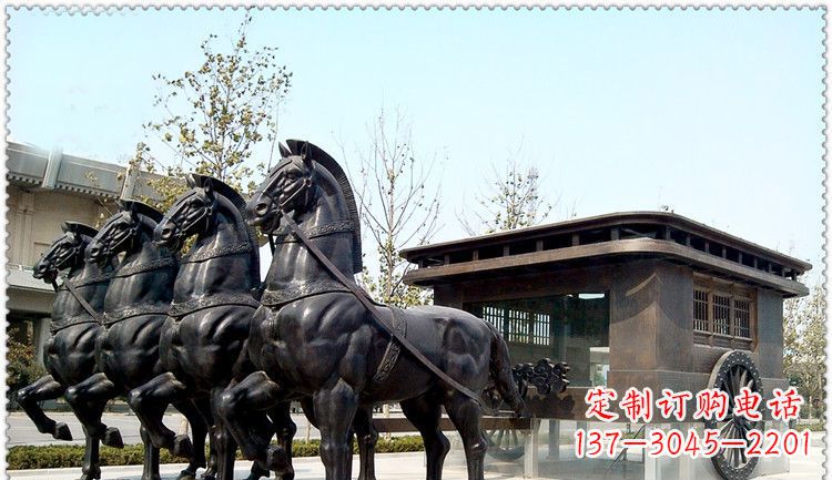 昆明传统古典马车铜雕塑