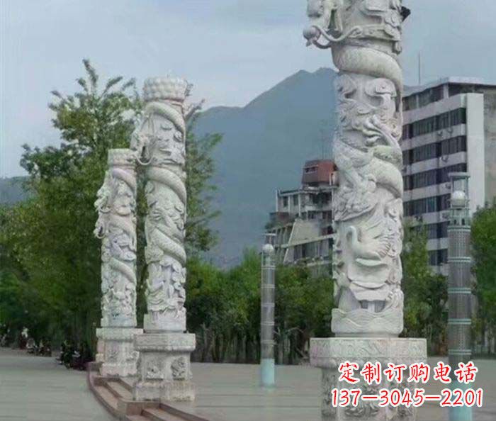 昆明定制精美的盘龙柱石雕