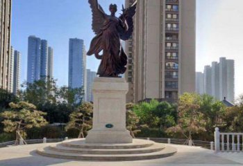 昆明中领雕塑：精致的女神铜雕