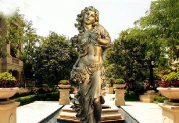 昆明华丽蓬勃的铜雕女神像