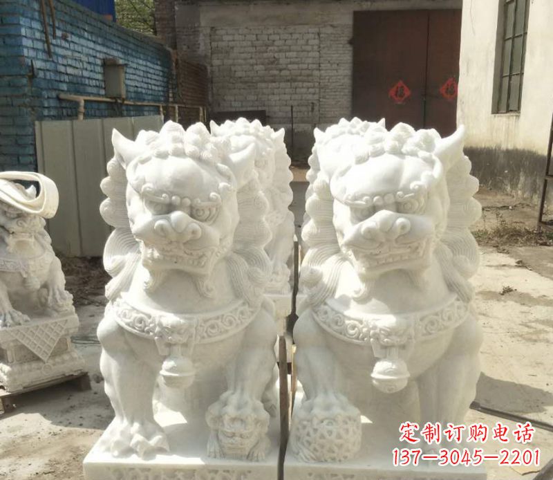 昆明汉白玉踩绣球狮子石雕_1