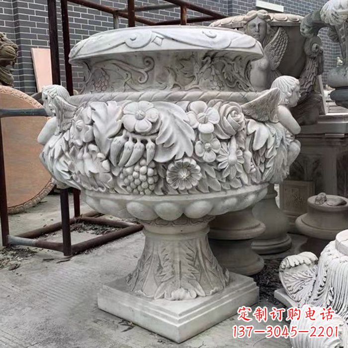昆明汉白玉欧式人物花盆雕塑