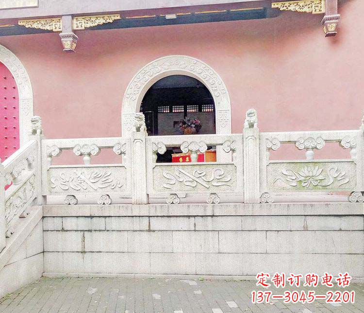 昆明中领雕塑：大理石栏板雕塑