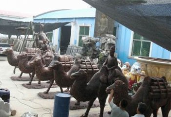 昆明骆驼公园动物铜雕魅力无限