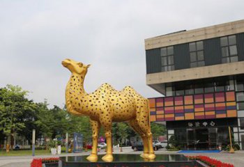 昆明闪亮可爱的不锈钢骆驼雕塑