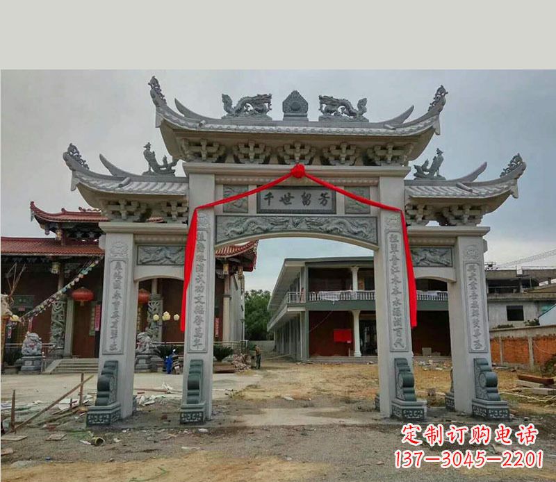 昆明以传统工艺为源的独特牌坊石雕