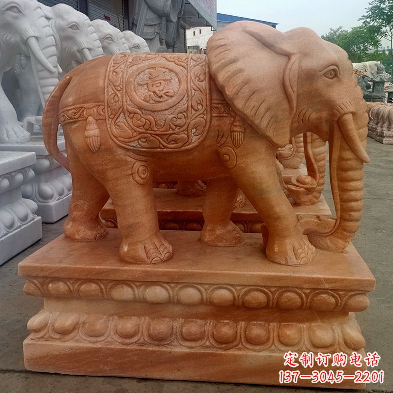 昆明石雕大象头顶雕花