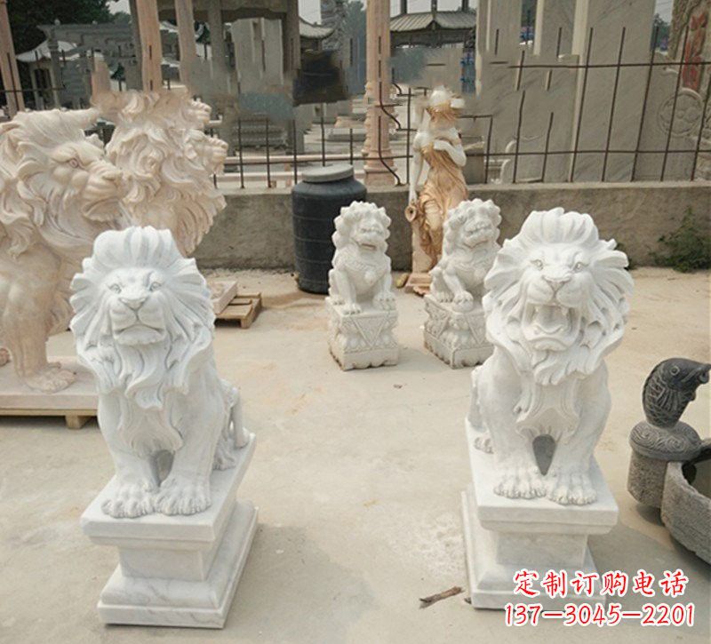 昆明传承欧式历史的狮子雕塑