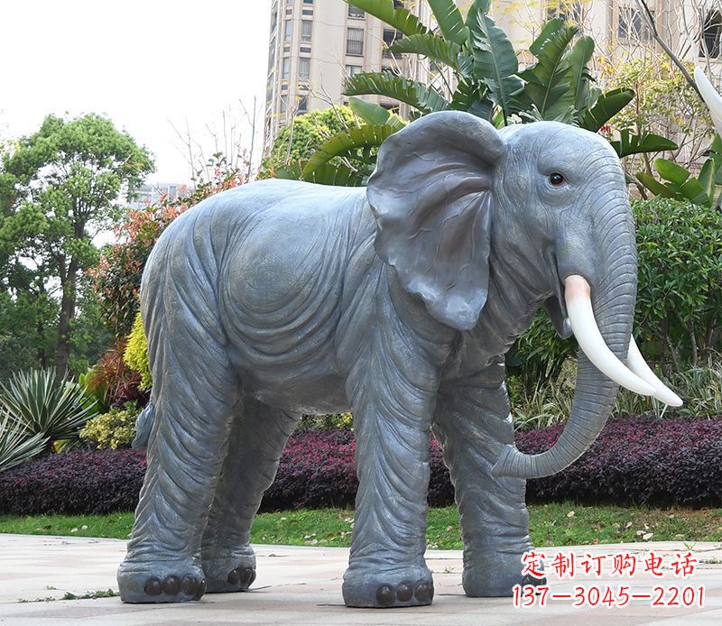 昆明石雕小区动物大象