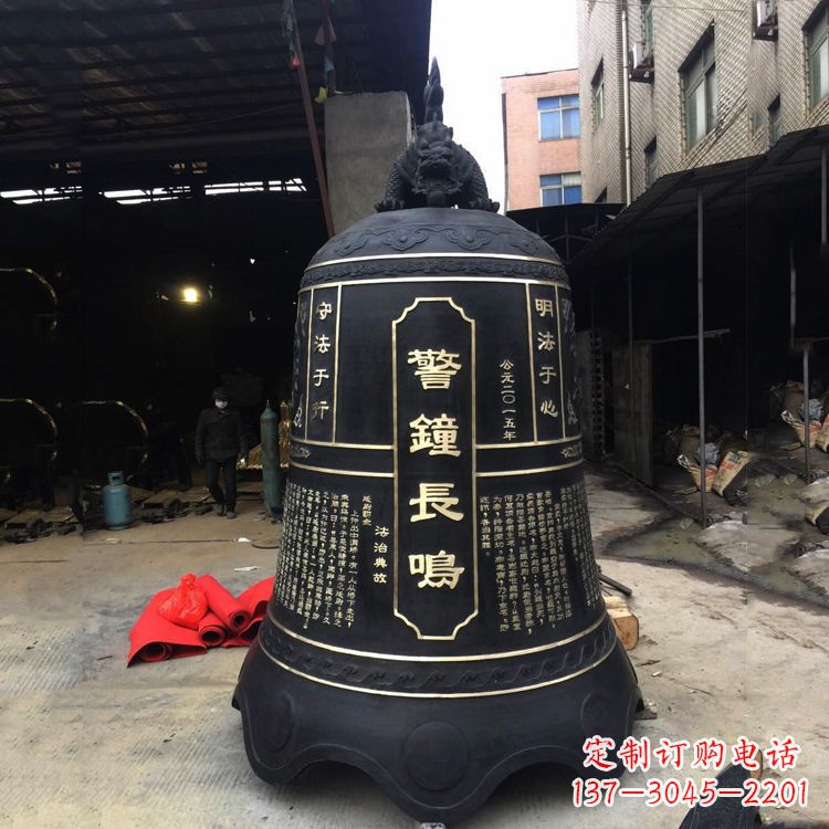 昆明寺庙铜钟雕塑