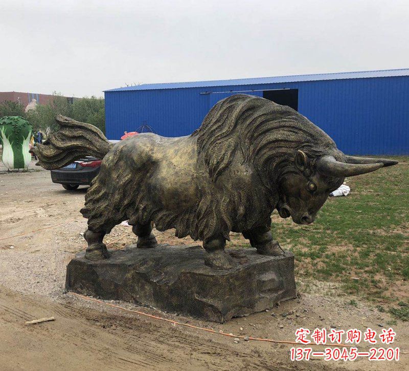 昆明铜雕奔牛雕塑