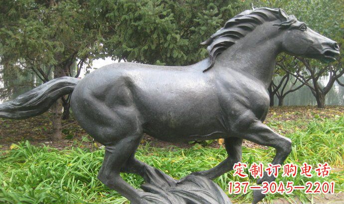 昆明铜雕奔马公园动物雕塑