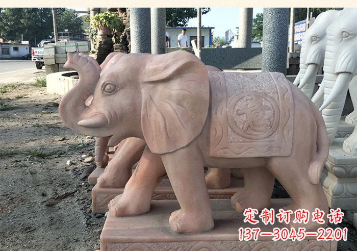 昆明晚霞红鼻卷元宝大象门口石雕_1