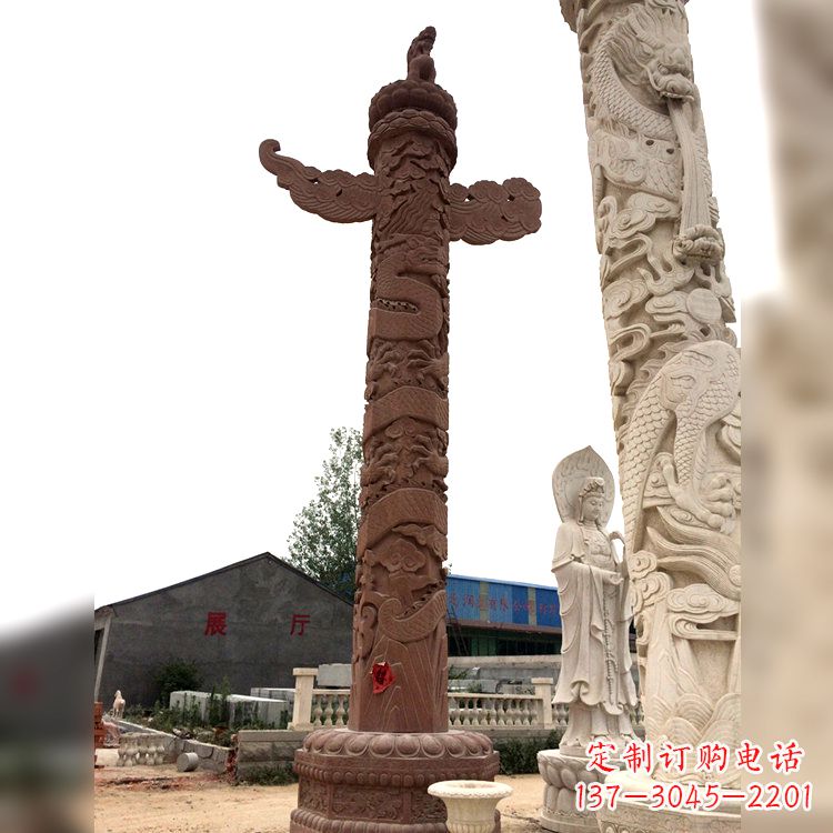 昆明晚霞红华表石柱