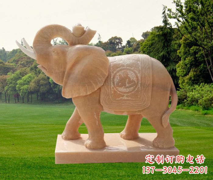 昆明晚霞红吉祥如意鼻卷元宝的大象石雕