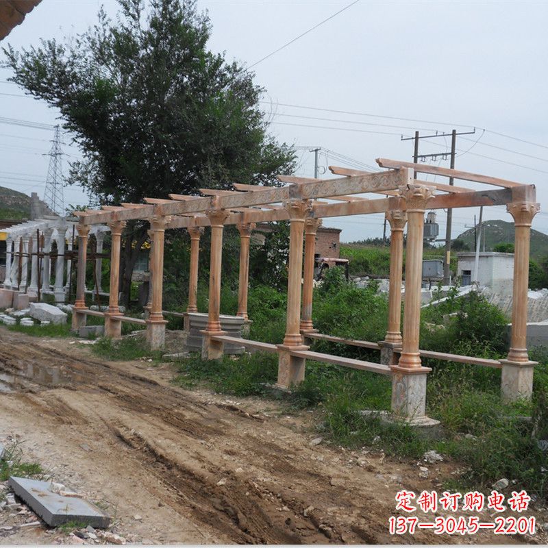 昆明晚霞红石雕花架长廊