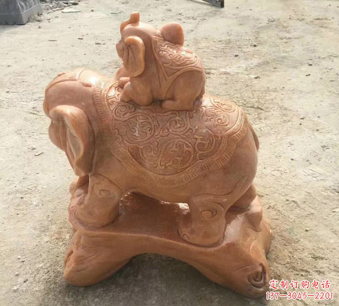 昆明晚霞红小象招财动物