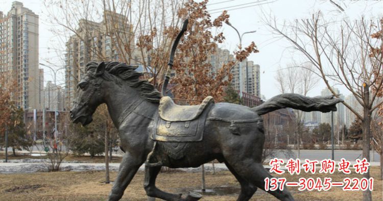 昆明小区动物奔跑的马铜雕