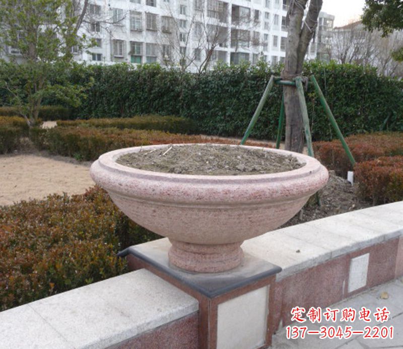 昆明小区花盆石雕