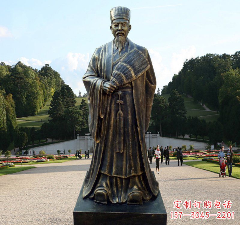 昆明校园古代名人诸葛亮铜雕