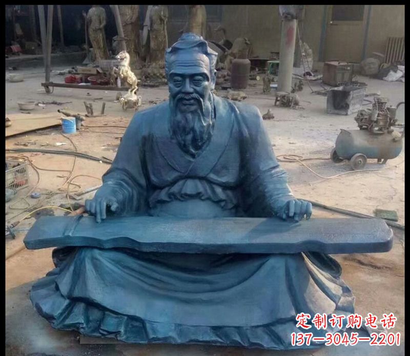 昆明校园孔子弹琴铜雕