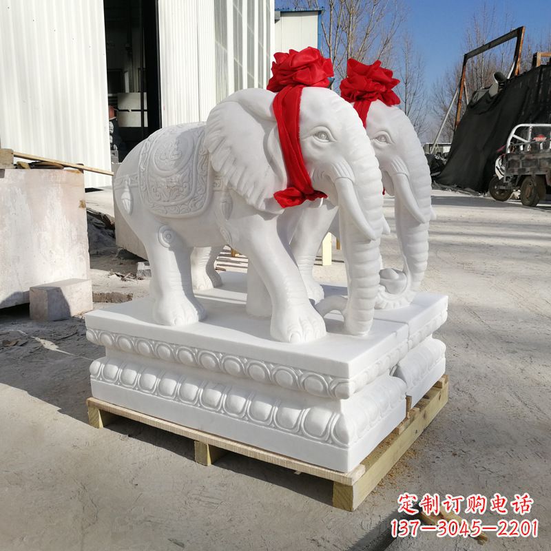 昆明招财大象石雕摆门口