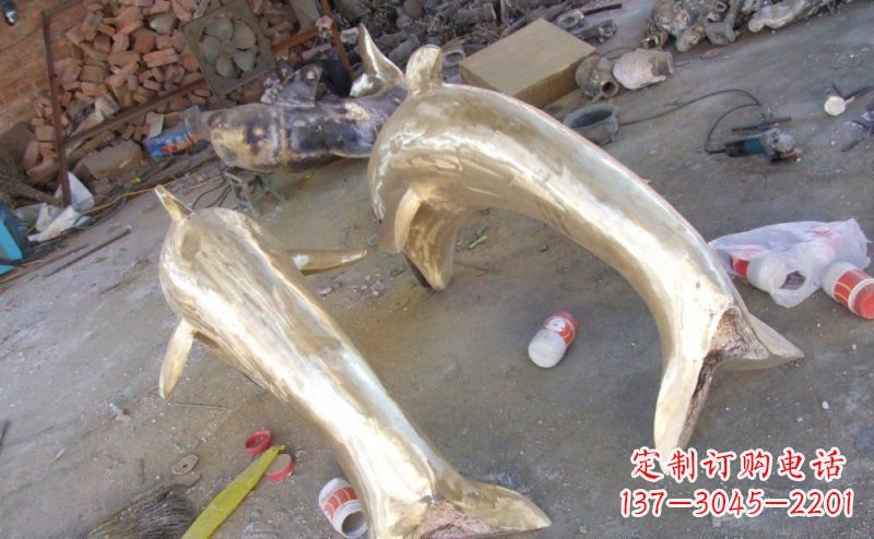 昆明铸铜海豚公园动物铜雕
