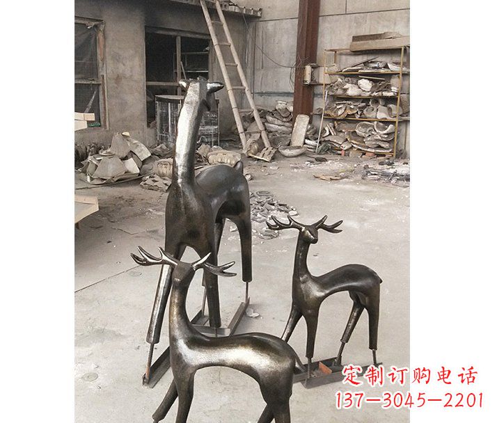 昆明铸铜梅花鹿动物铜雕摆件